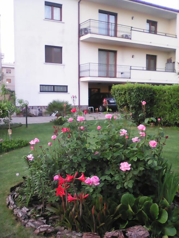Casa Iovara Telese Extérieur photo
